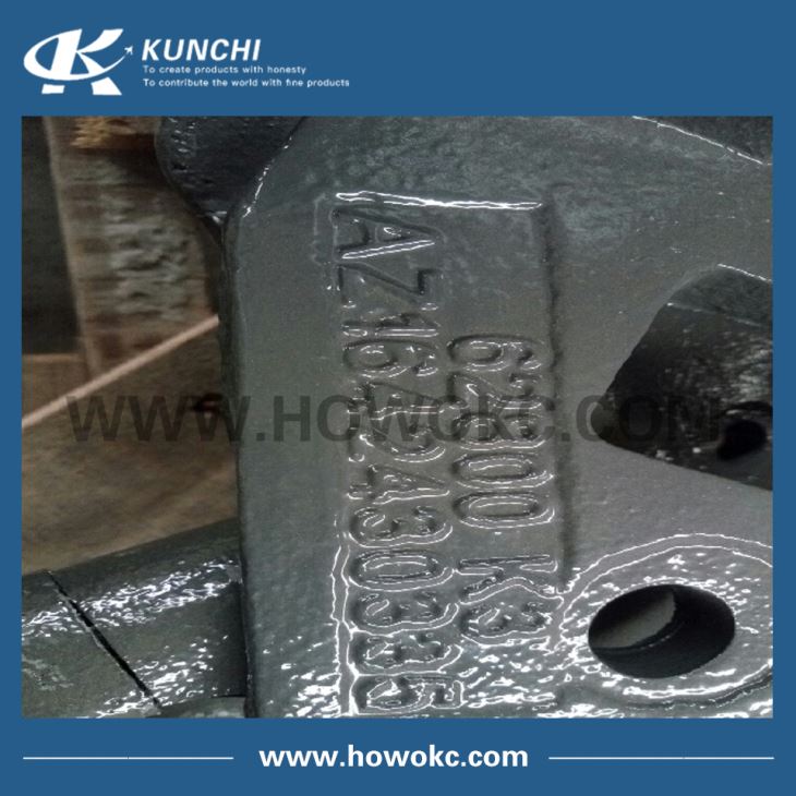 Front Flip Bracket Right AZ1642430335 HOWO 10 Model